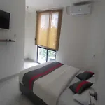 Oyo 93958 J&B Smart Jatinegara